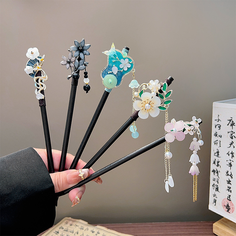 Jewelry Making Adults - Classic Tassel Hair Stick Black Wooden